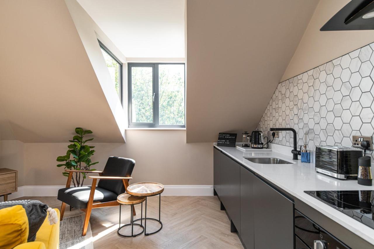 Chelmsford Lofts - High-Spec Luxury Apartments Jesmond ภายนอก รูปภาพ