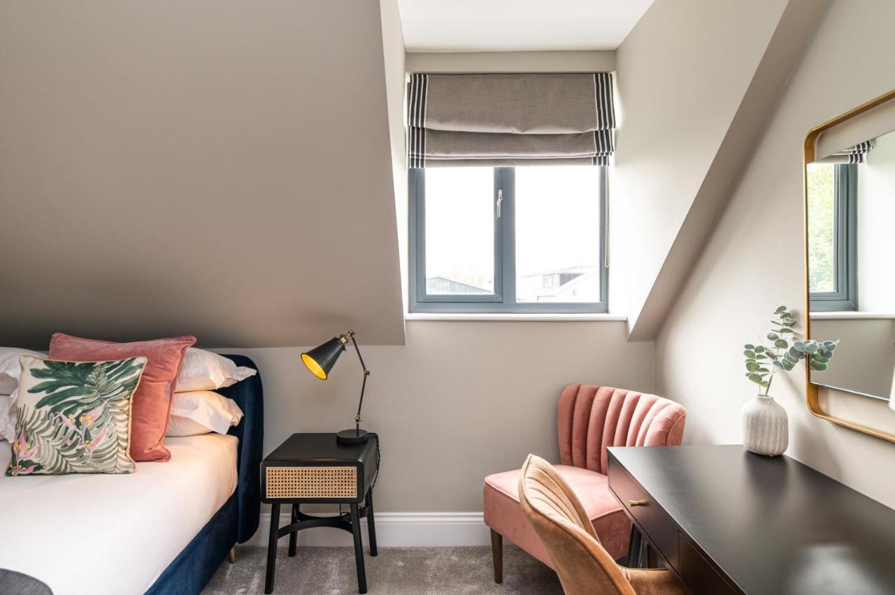 Chelmsford Lofts - High-Spec Luxury Apartments Jesmond ภายนอก รูปภาพ